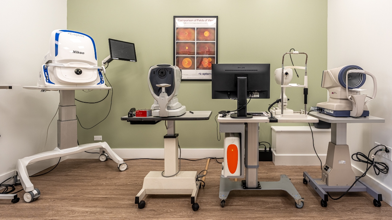 Eye Doctor Near Libertyville Eye Equipment